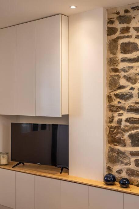 Le Cocoon - Appartement Dans Maison Du Xviieme Siecle Fougeres Ngoại thất bức ảnh
