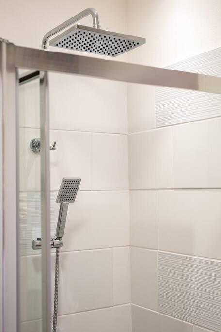 Le Cocoon - Appartement Dans Maison Du Xviieme Siecle Fougeres Ngoại thất bức ảnh