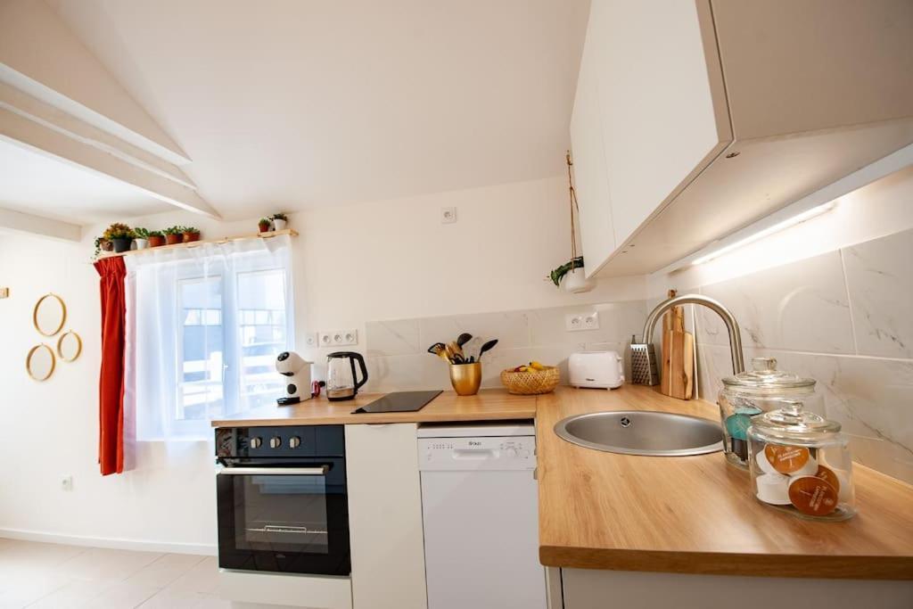 Le Cocoon - Appartement Dans Maison Du Xviieme Siecle Fougeres Ngoại thất bức ảnh